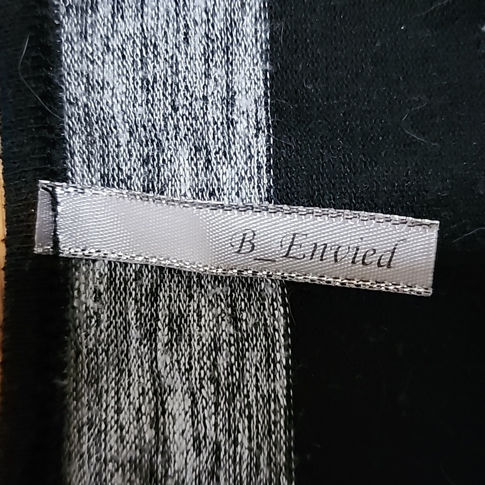 B_envied Blouse - Picture 3 of 3